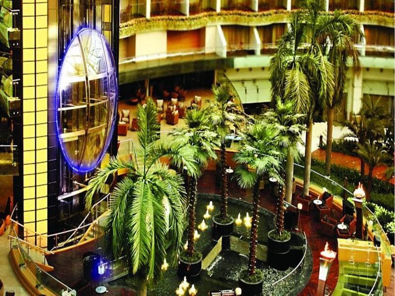 Hotel Sahara Star